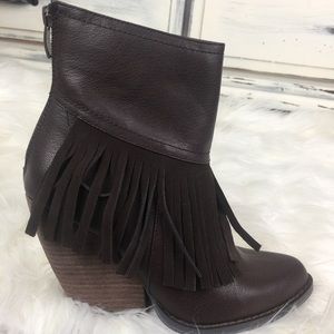 Very Volatile, Ankle Fringe Boot, Brown, 6.5 NWOT